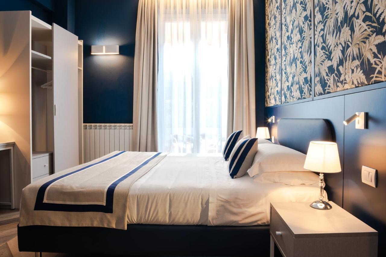 Hotel Monte Rosa كيافاري المظهر الخارجي الصورة
