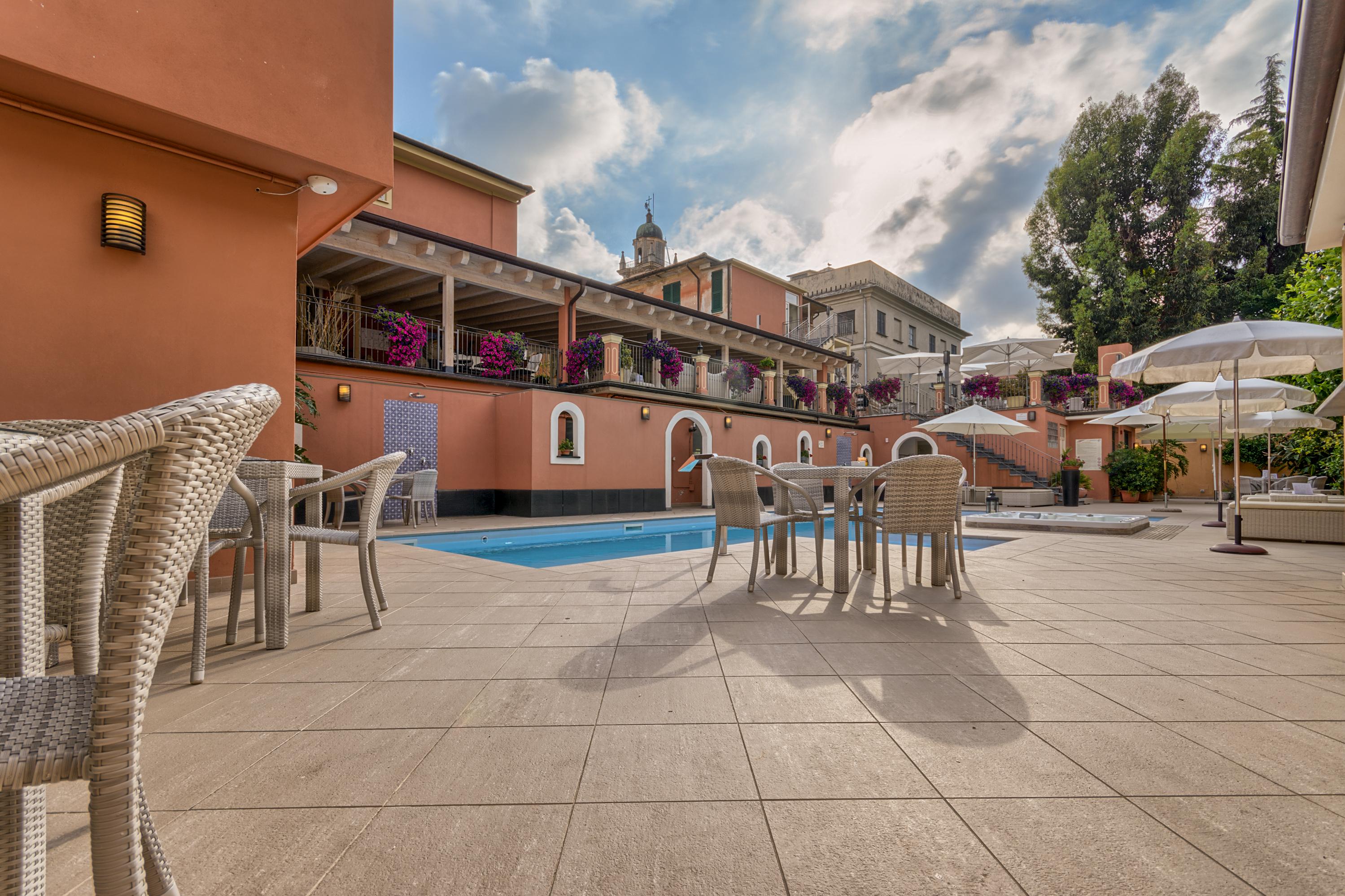 Hotel Monte Rosa كيافاري المظهر الخارجي الصورة